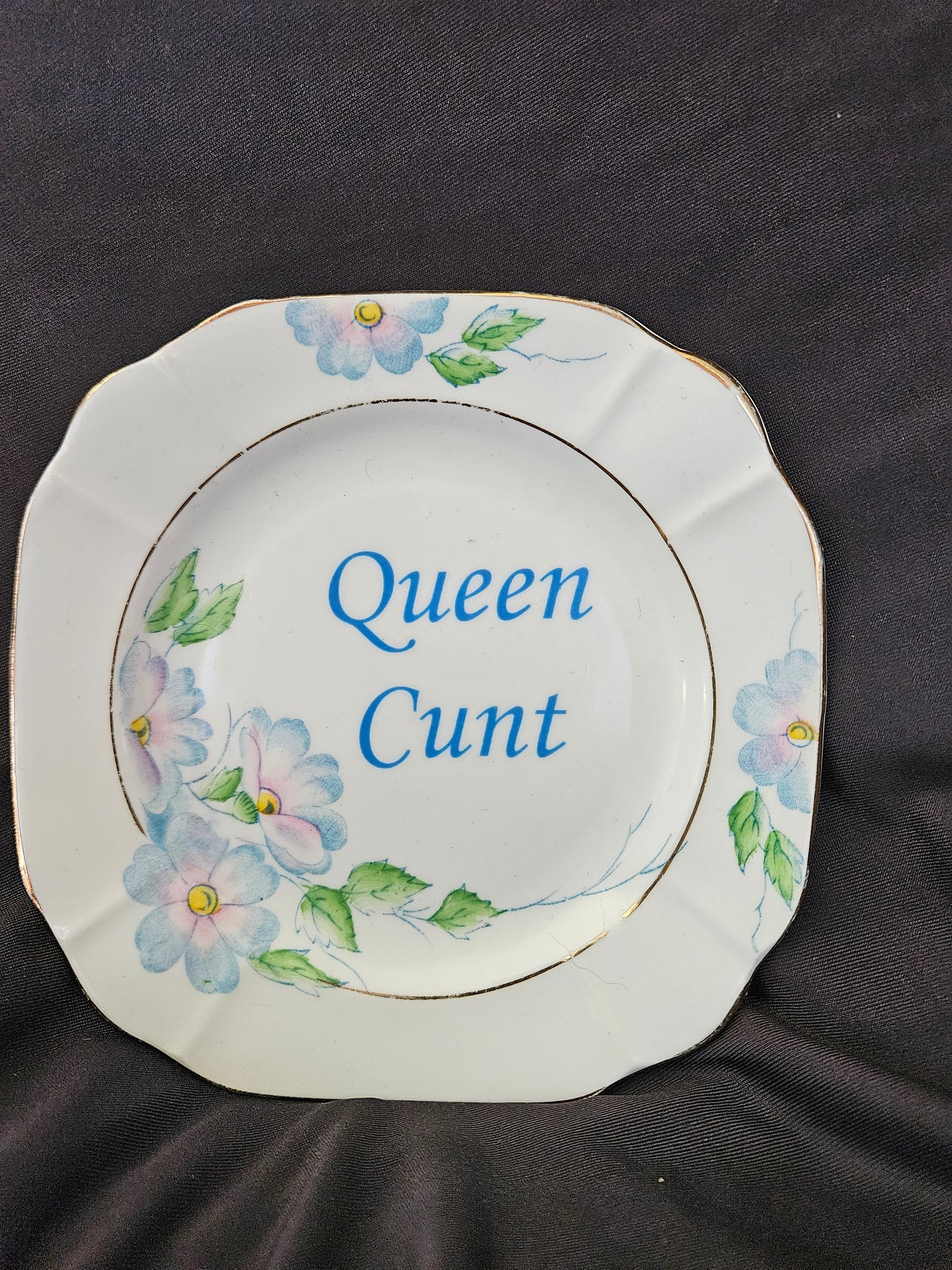 Queen Cunt Plate