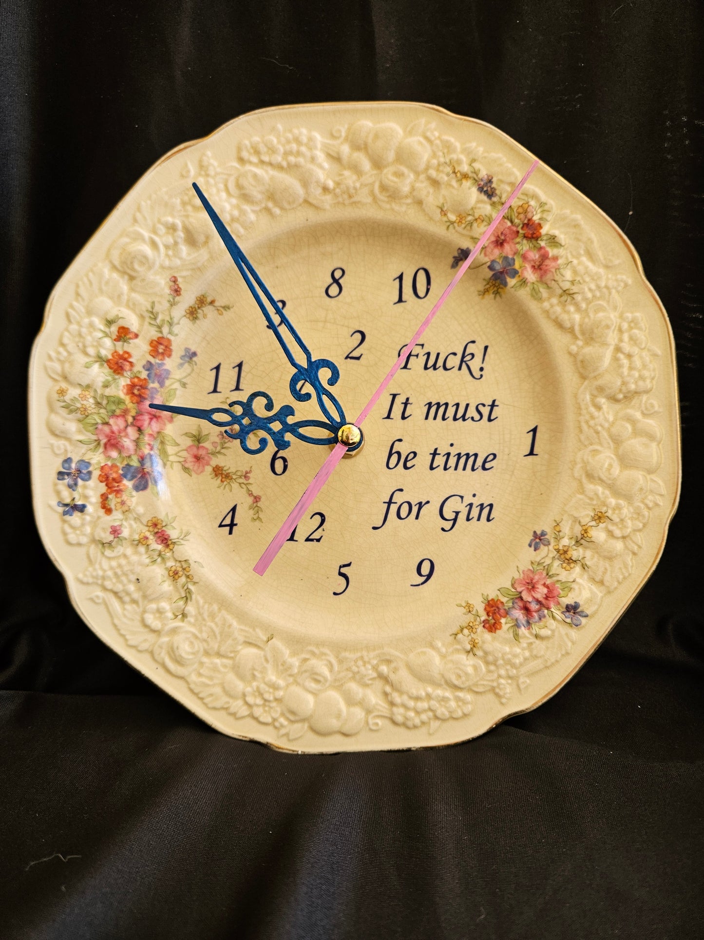 Fuck! It must be time for Gin clock