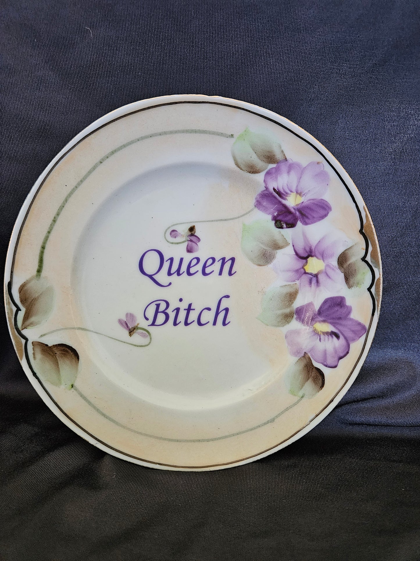 Queen Bitch Plate